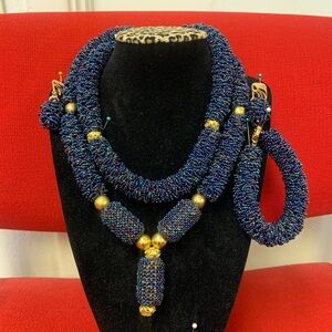 Elegant Blue and Gold Beaded Necklace Set
